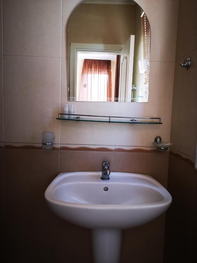 Respekt Guest House Sunny Beach Quarto foto